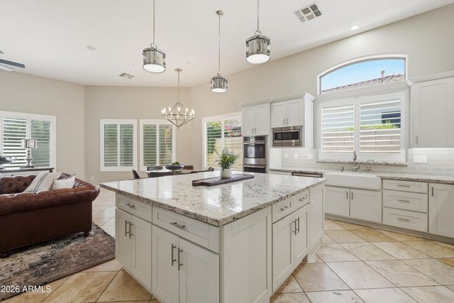 7673 E CALLE DE LAS BRISAS --, Scottsdale, AZ 85255