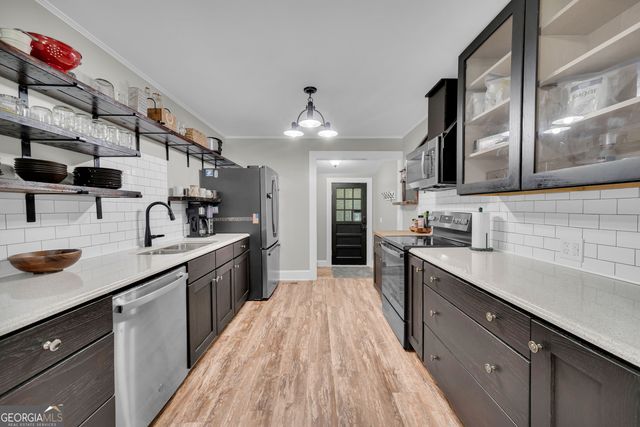 1472 Hollywood Hwy, Clarkesville, GA 30523