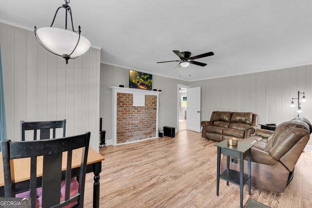 1472 Hollywood Hwy, Clarkesville, GA 30523
