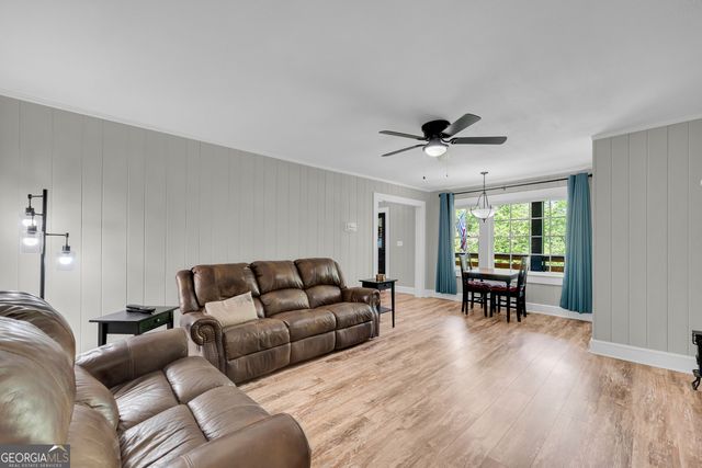 1472 Hollywood Hwy, Clarkesville, GA 30523