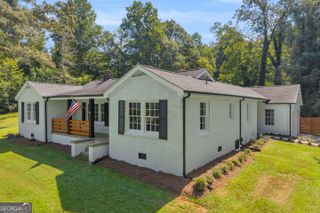 1472 Hollywood Hwy, Clarkesville, GA 30523