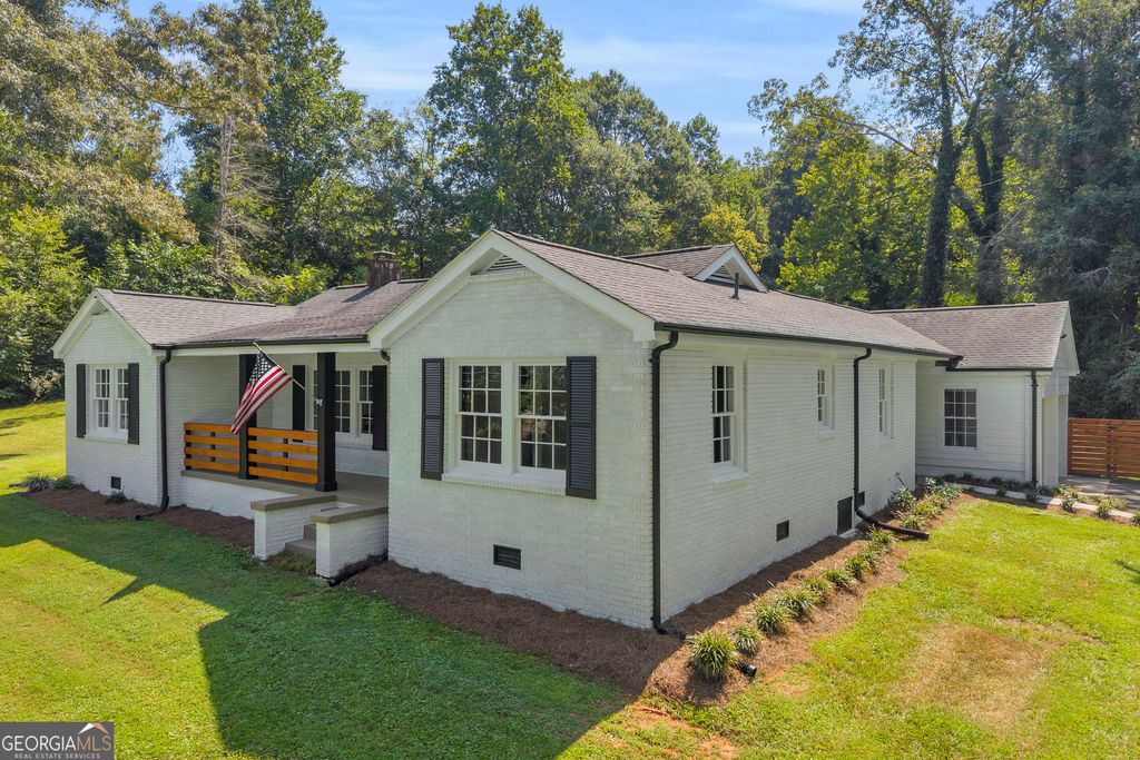 1472 Hollywood Hwy, Clarkesville, GA 30523