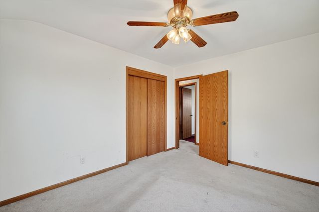 5402 SW 8th Street, Des Moines, IA 50315