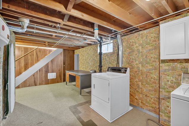 5402 SW 8th Street, Des Moines, IA 50315