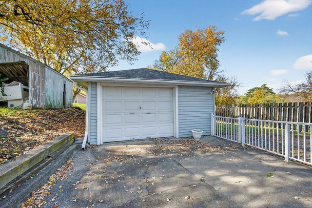 5402 SW 8th Street, Des Moines, IA 50315