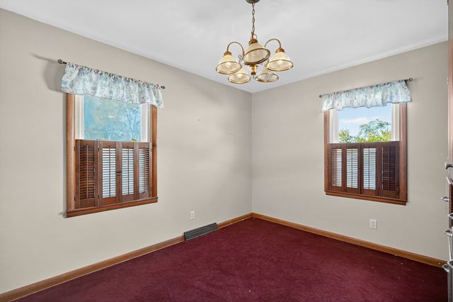 5402 SW 8th Street, Des Moines, IA 50315