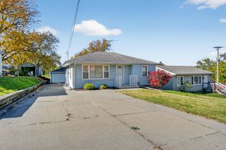 5402 SW 8th Street, Des Moines, IA 50315