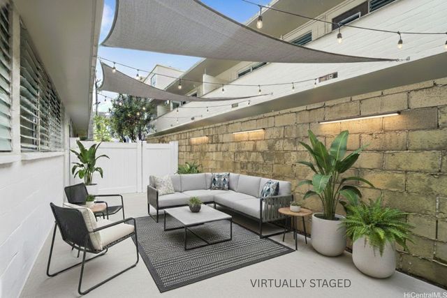 2501 Coyne Street 102, Honolulu, HI 96826