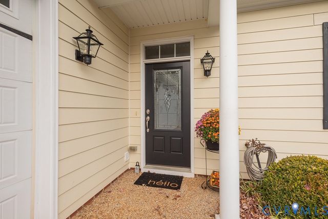 10108 Forrest Patch Dr, Mechanicsville, VA 23116