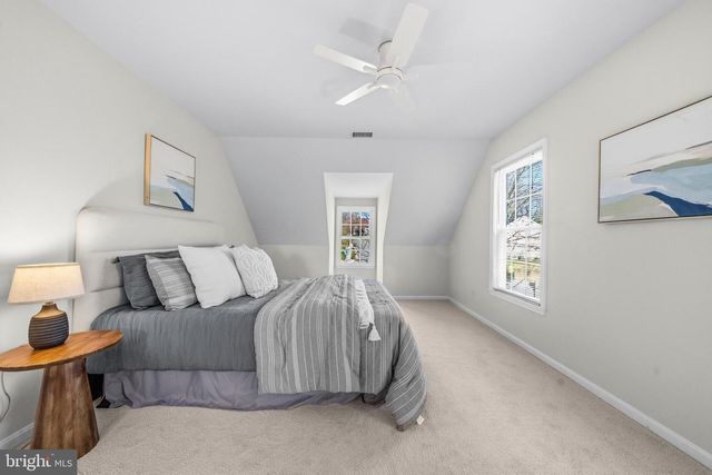 9101 BLUE JUG LNDG, Burke, VA 22015