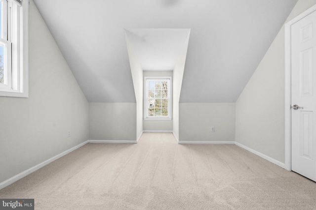 9101 BLUE JUG LNDG, Burke, VA 22015