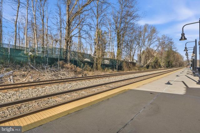 9101 BLUE JUG LNDG, Burke, VA 22015