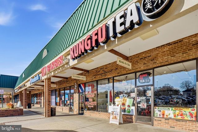 9101 BLUE JUG LNDG, Burke, VA 22015