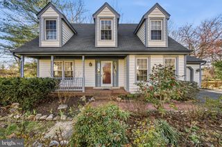 9101 BLUE JUG LNDG, Burke, VA 22015