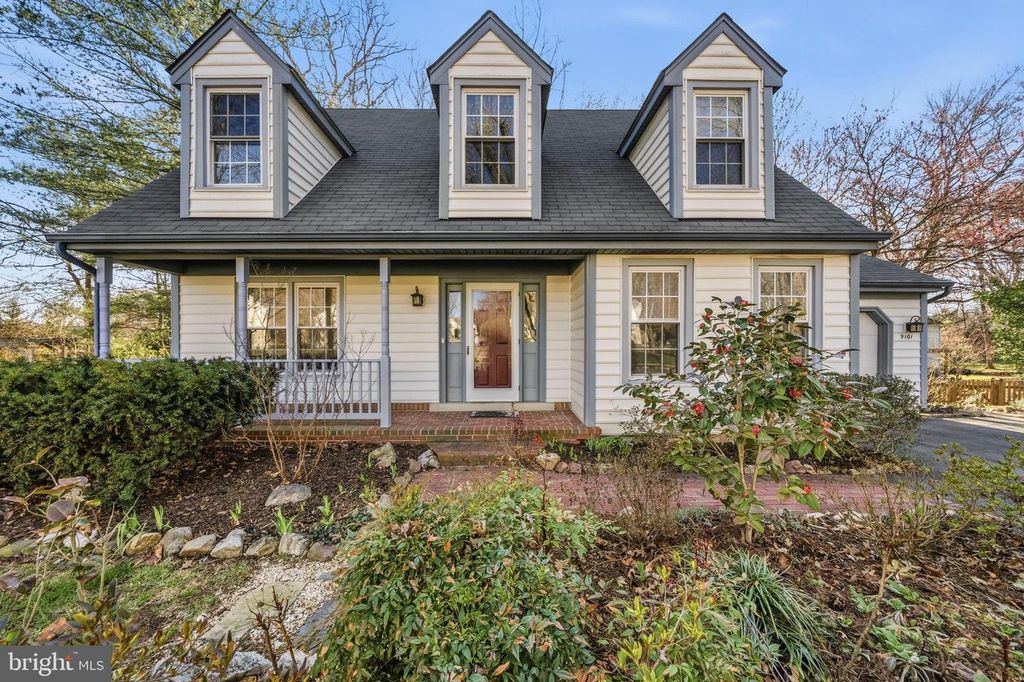 9101 BLUE JUG LNDG, Burke, VA 22015