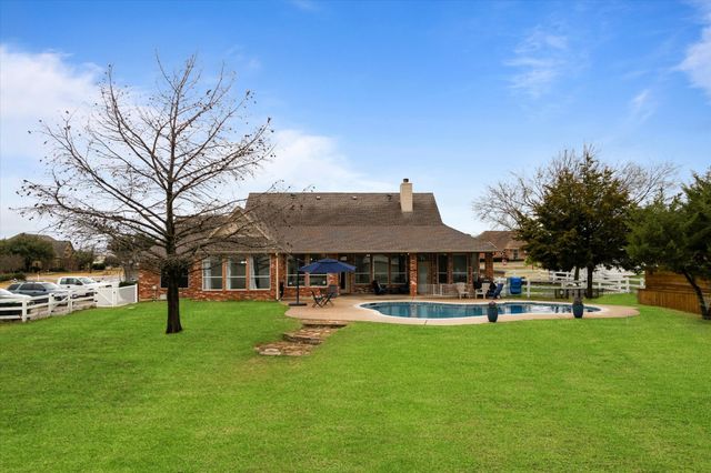 1801 Highland Springs Drive, Haslet, TX 76052