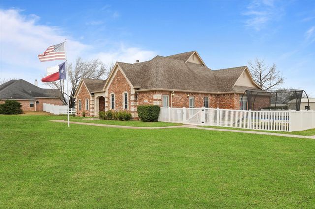 1801 Highland Springs Drive, Haslet, TX 76052