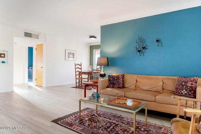 4455 E Whitman Street, Tucson, AZ 85711