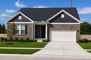 20633 West Kilburn Drive, Macomb Township, MI 48044