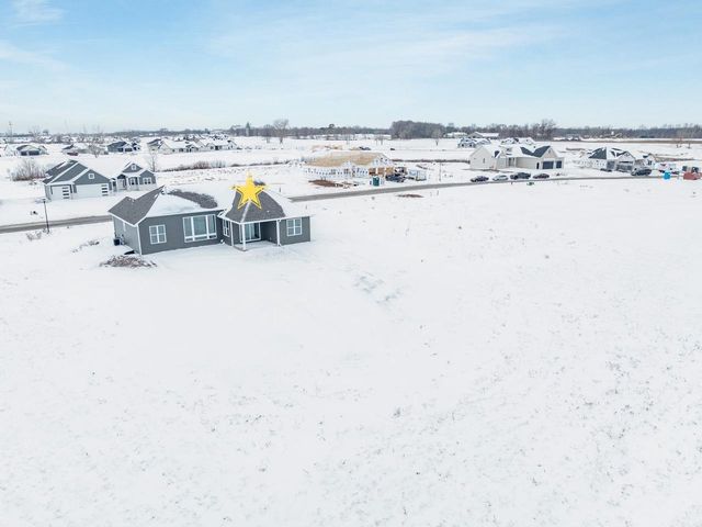 287 KERRIGAN DRIVE, Wrightstown, WI 54180