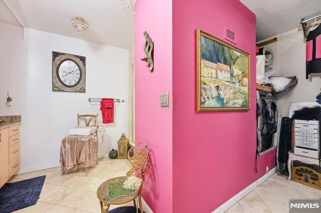 7004 Boulevard East 8C, Guttenberg, NJ 07093