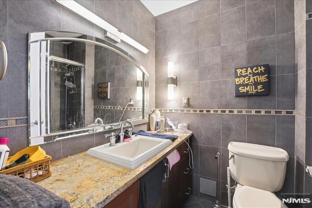7004 Boulevard East 8C, Guttenberg, NJ 07093