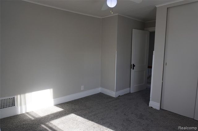 971 N Chevrolet Avenue, Flint, MI 48504