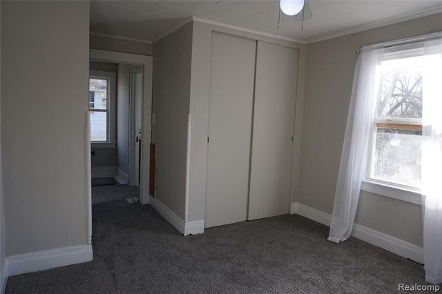 971 N Chevrolet Avenue, Flint, MI 48504