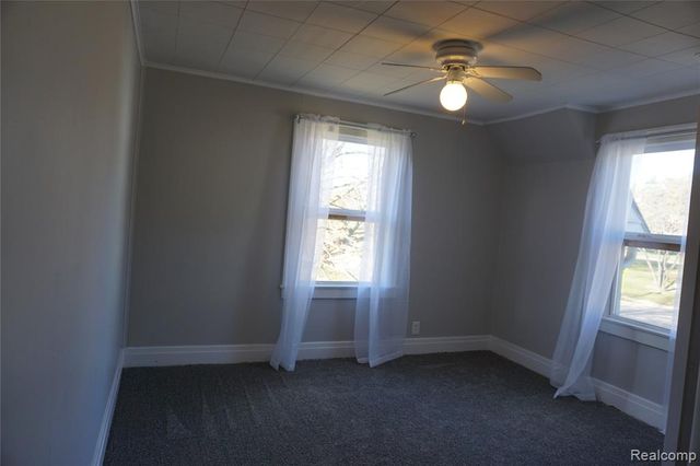 971 N Chevrolet Avenue, Flint, MI 48504