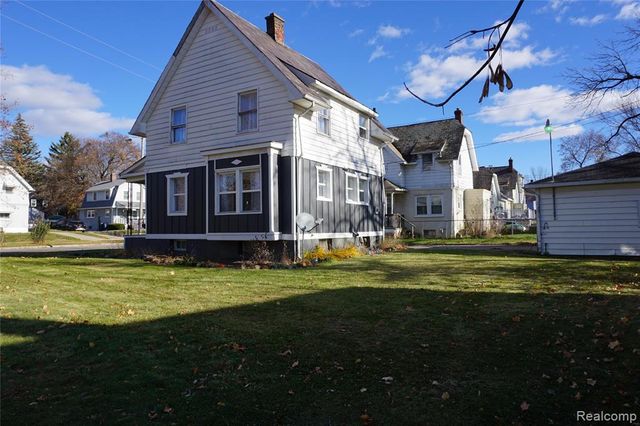 971 N Chevrolet Avenue, Flint, MI 48504