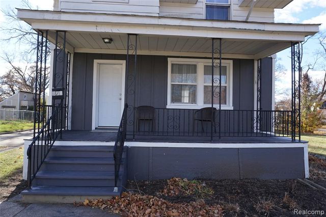 971 N Chevrolet Avenue, Flint, MI 48504