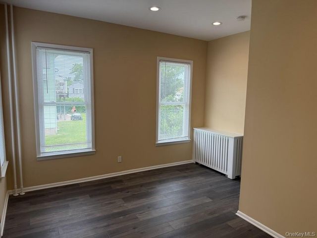 671 Main Street 1, Farmingdale, NY 11735