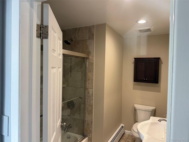 671 Main Street 1, Farmingdale, NY 11735