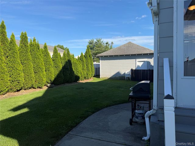671 Main Street 1, Farmingdale, NY 11735