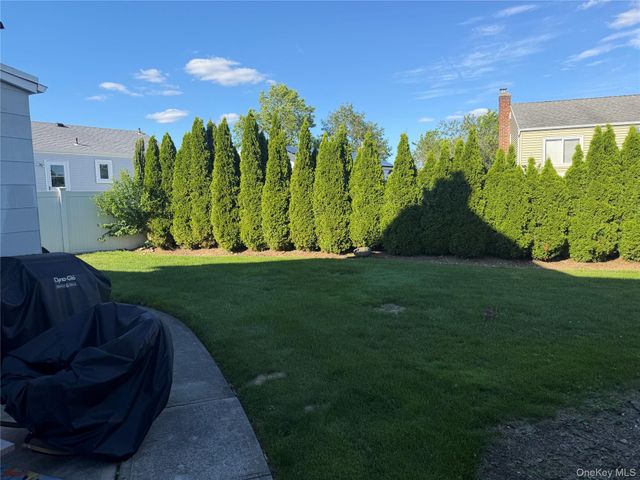 671 Main Street 1, Farmingdale, NY 11735