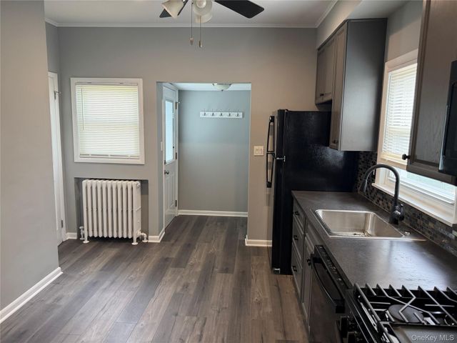 671 Main Street 1, Farmingdale, NY 11735
