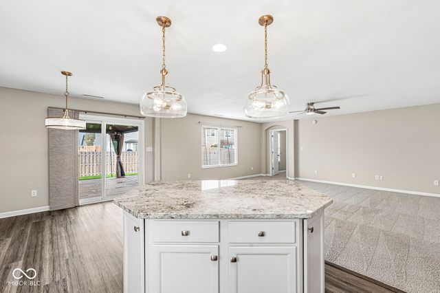 6178 N Woodhaven Drive, Mccordsville, IN 46055