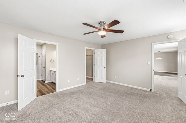 6178 N Woodhaven Drive, Mccordsville, IN 46055