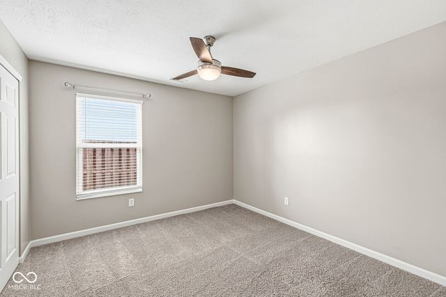 6178 N Woodhaven Drive, Mccordsville, IN 46055