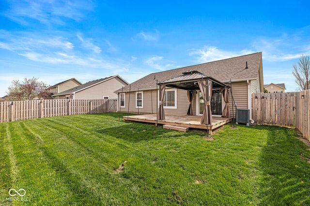 6178 N Woodhaven Drive, Mccordsville, IN 46055