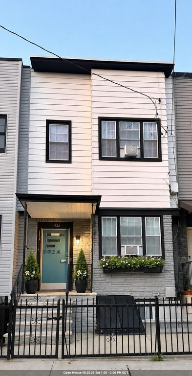 192A BOWERS ST, Jc, Heights, NJ 07307