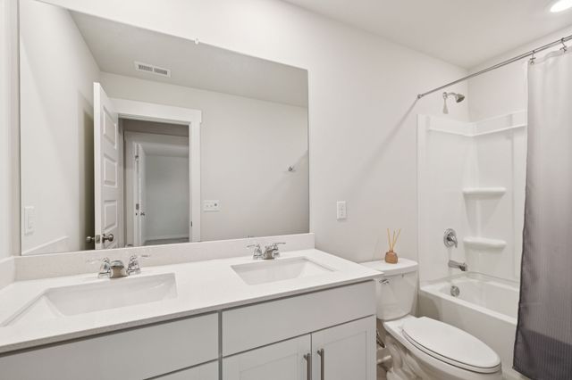 120 Ravens Crest Ave, Mount Juliet, TN 37122