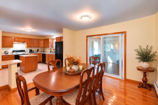36 Ludlow Road, Chicopee, MA 01020