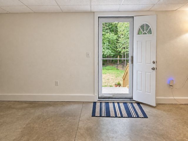 36 Ludlow Road, Chicopee, MA 01020