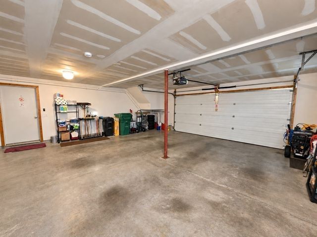 36 Ludlow Road, Chicopee, MA 01020