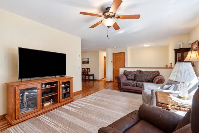 36 Ludlow Road, Chicopee, MA 01020