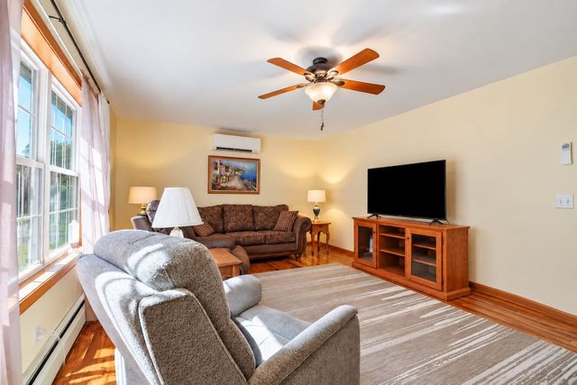 36 Ludlow Road, Chicopee, MA 01020