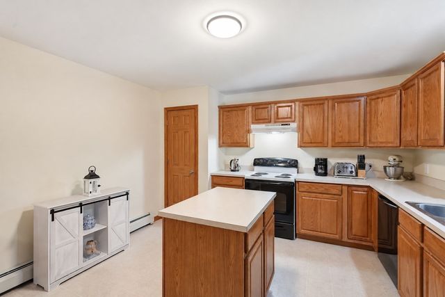 36 Ludlow Road, Chicopee, MA 01020