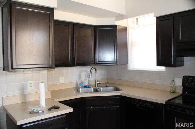 3641 Wilmington Avenue 2nd Floor, St Louis, MO 63116