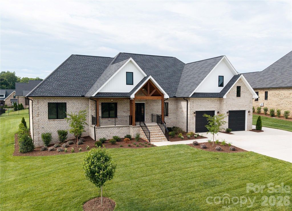 2927 Tavistock Lane, Lincolnton, NC 28092